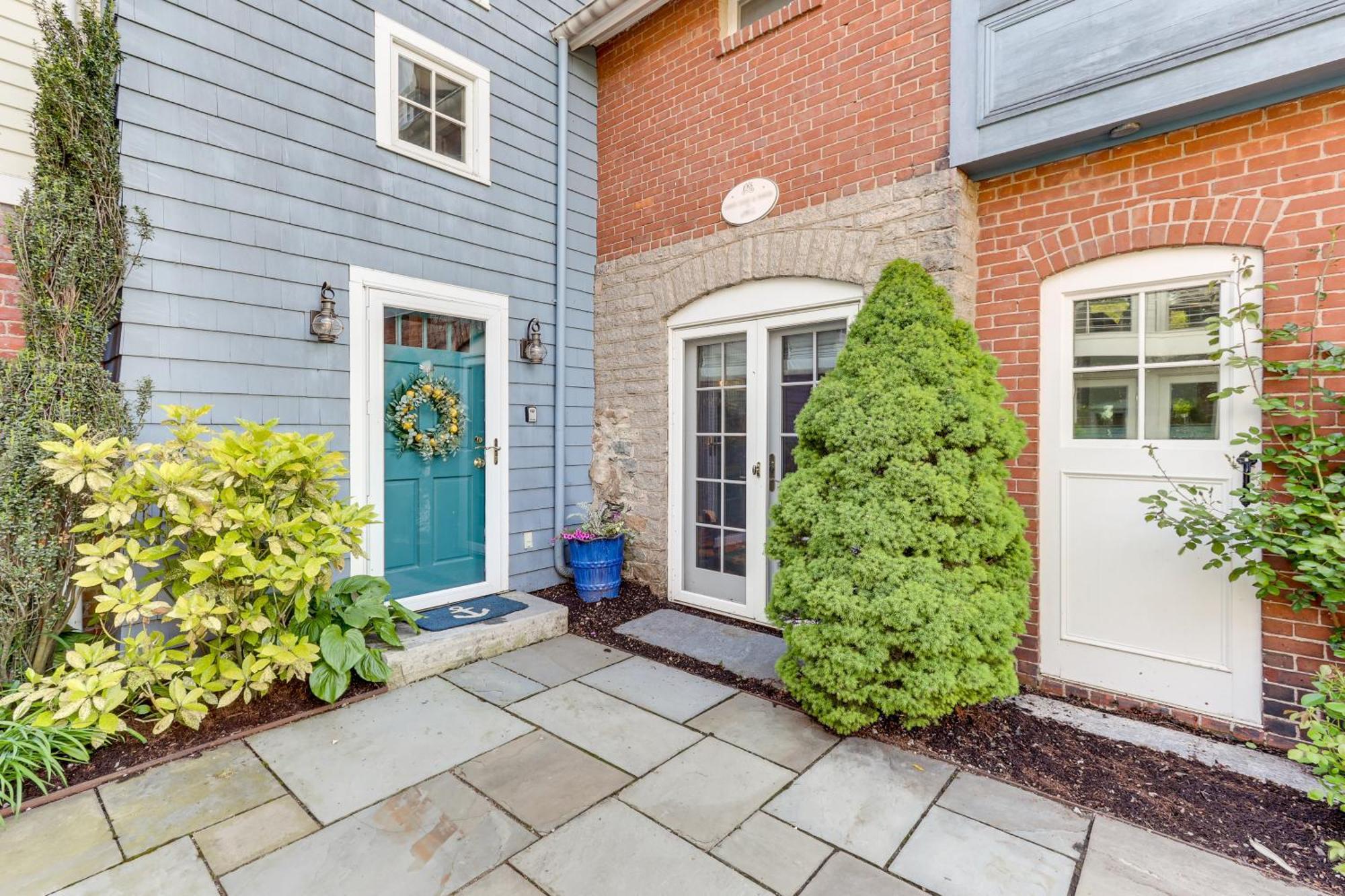 Downtown Essex Apartment - Steps To River! Luaran gambar
